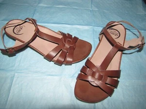 NWOB ABEO 'Irma' Brown Leather Strappy Sandals - 10M - Picture 1 of 5