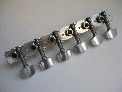 Juego en línea afinadores de guitarra vintage Teisco Kawai Kingston Harmony para proyecto Foto 1 de 4