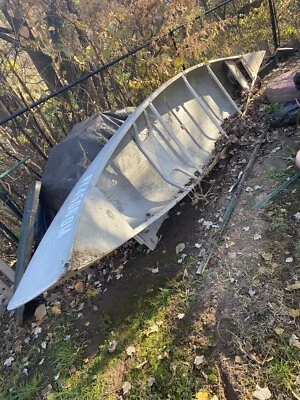 17FT. GRUMMAN ALUMINUM CANOE - Image 1 of 3