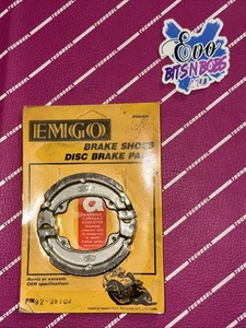 Nos Emgo Honda SE Elite 50 1987-1989 Rear Brake Shoes - Picture 1 of 1