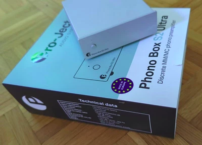 Pro-Ject Phono Box S2 Ultra MM/MC Phono-Vorverstärker silber - Bild 1 von 2