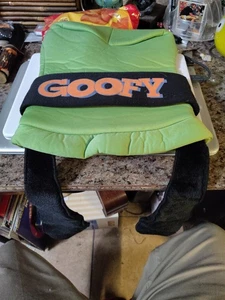 Sombrero Goofy Parques Disneyland Resort Verde Piel Sintética Orejas Flojibles Talla Adulto - Imagen 1 de 4