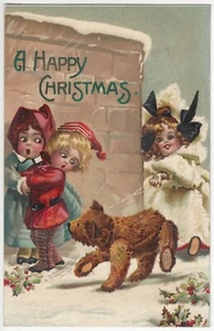 Postal de felicitación de Navidad de 1907 - Hermosos niños y oso en la nieve - Imagen 1 de 2