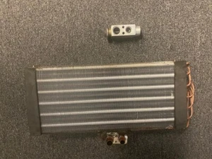 A/C EVAPORATOR ORIGINAL PORSCHE AND EXPANSION VALVE FOR PORSCHE 964 - Foto 1 di 6