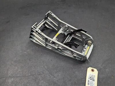 Soporte tapa reposabrazos consola central 2018 Audi Q3 8U0864283A6PS 2015 2016 2017 Foto 1 de 4