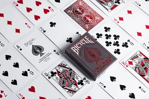 Bicycle Official METALLUXE RED Playing Cards. Deck/Poker/Magic/Magician - Foto 1 di 7