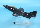 Modèle de bureau vintage 1950 US Navy Grumman F9F Panther Jet Fighter par Topping Inc.