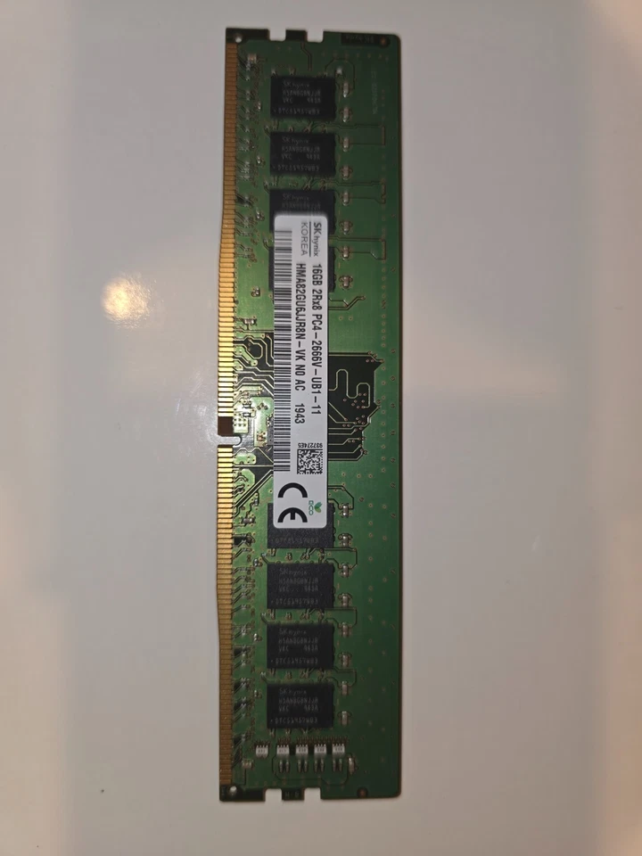 Memoria RAM de servidor Hynix 16 GB DDR4-2666 PC4-21300 2Rx8 ECC RDIMM HMA82GR7AFR8N-VK Foto 1 de 1