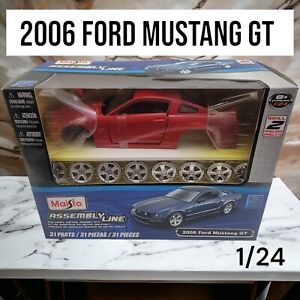 Maisto 1:24 2006 Ford Mustang Gt Montagelinie