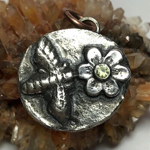 51 Ct Tw Sterling Silver Bee Flower Pendant With .06 Ct Natural Demantoid Garnet - Picture 1 of 10