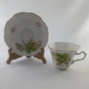 Set piattini tazza da tè Clare Bone China fiori rosa bordo oro dipinti a mano buoni L7 - Foto 1 di 6