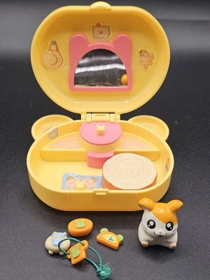 VINTAGE HAMTARO HAM HAM HAMSTER HAPPY HANGOUT COMPACT HASBRO 2002 - Image 1 of 4