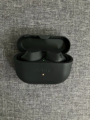 Jabra Elite 8 Active - Image 1 of 2