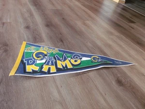 COLLECTIBLE NFL ST. LOUIS RAMS   PENNANT 29 INCH LONG - Picture 1 of 2