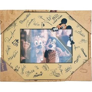 Marco de fotos autógrafos de Mickey Mouse de los parques de Disney World 10 x 15 cm de madera - Imagen 1 de 10
