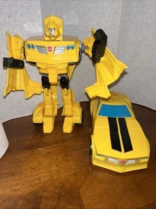 Transformers Generations Cyber Battalion Series Bumblebee 2/ Items, - Picture 1 of 6