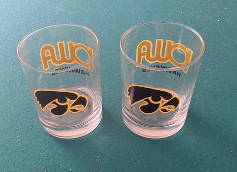 Iowa Hawkeyes NCAA Whiskey Rocks Glasses. Set of 2 10oz Tall Glasses. Brand New! Cover