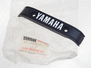 Yamaha Belle100 Y100S Cover Center Front Fork Emblem Badge Yamaha 2Xf-23395-01