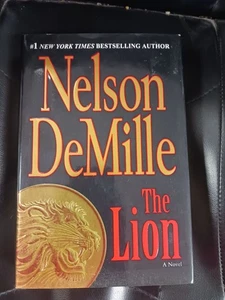 The Lion by Nelson DeMille 1st Edition Large Type Hardback - Photo 1/3