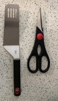VTG Utensils Set of 2 ZWILLING J.A. HENCKELS Serrated Spatula/Turner & Shears - Image 1 of 4