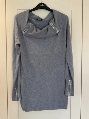 Beautiful Quiz Silver Grey Jumper With Feature zip Detail, Size 14. - Image 1 of 4