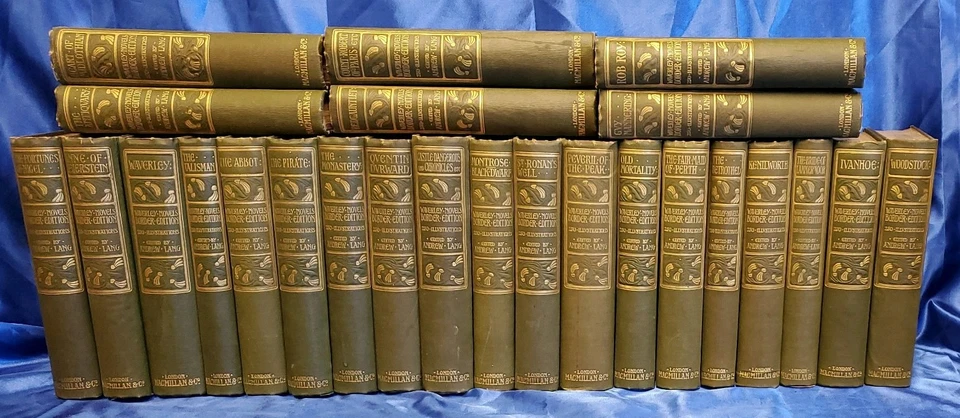 Waverley Novels books of 25 Border Edition Sir Walter Scott   - Image 1 of 4