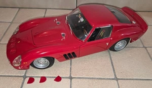 FERRARI 250 GTO "1964" ROJO 1:12 SIN embalaje/sin placa base Revell #8850 - Imagen 1 de 14