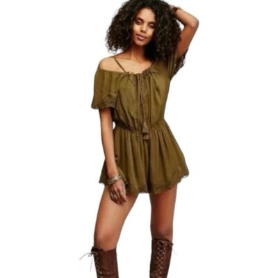 Vestido Free People Blanco Romance Mameluco Talla Mediana Bordado Ojales Verde Oscuro Foto 1 de 4