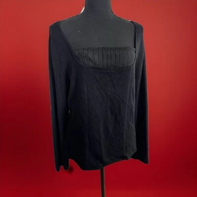 Uniforme John Paul Richard’s Negro Tejido Top Talla XL Plisado Busto Frontal 22” Foto 1 de 4