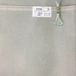 Punto de Cruz 28 unidades Lugana tejido uniforme Zweistik Springfield Sage suave neutro - Imagen 1 de 1