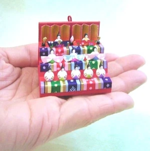 Hina Ningyo 3-stufig japanisches Papier traditionelle Puppe Kyoto Yuzen Muster - Bild 1 von 6