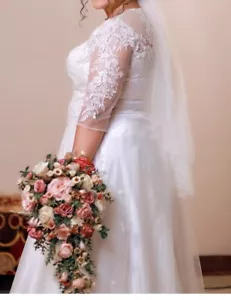 wedding dress Plus Size - Picture 1 of 9