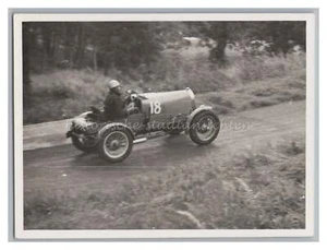 ¿Coche de carreras coche foto Bugatti? - Foto antigua - Imagen 1 de 2