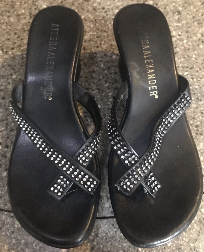 Sandalias Athena Alexander-Roxi-Tanga Negra Estrás-Talla 8 Se Ajusta Como 7 1/2 Bonitas Foto 1 de 4