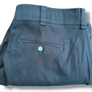 Lee Extreme Comfort Straight Fit Black Cargo Pants Men's Size 40x30 Cotton Blend - Picture 1 of 10