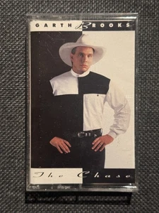 Garth Brooks - The Chase Cass, Album Liberty, Liberty 1992 Folk, World, & Countr - Picture 1 of 6
