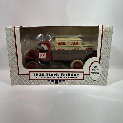 Banco de vehículos diecast Ertl - 1926 Mack Bulldog Ace Hardware Foto 1 de 4