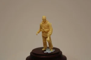 1/48 NWW 044 Soldat Dans Combinaison Camouflage Breitbeinig Avec Mode D - Photo 1 sur 1