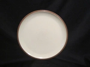 Denby Cinnamon Cream Dinner Plate Energy Series Stoneware Dinnerware - Foto 1 di 1