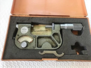Mitutoyo No. 510-106 Dial Indicating Micrometer 1-2'' Range 0.0001'' - Picture 1 of 8