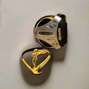 D-SJ15 Sony Sports Walkman Portable CD Player Mega Bass + MDR-W014 Headphones - Picture 1 of 16