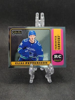 Elias Pettersson 2018-19 O-Pee-Chee Platinum Marquee Rookies Retro R-100 - Image 1 of 2