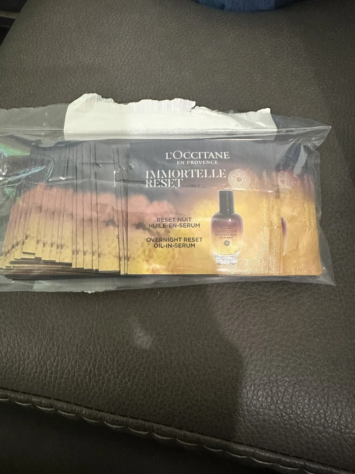 L’Occitane Immortelle Oil-in-Serum 50 Sample Lot Night Repair – New – Fast Ship - Image 1 of 1