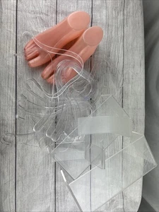Klare Acryl Schuhdisplays & Kunstfüße Verkauf Schuhe Schuhe Unisex Posten von 22 - Bild 1 von 6