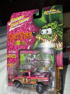 1965 CHEVROLET TOW TRUCK RAT FINK PINK 1/64 JOHNNY LIGHTNING JLSF026-JLSP360 B - Picture 1 of 17