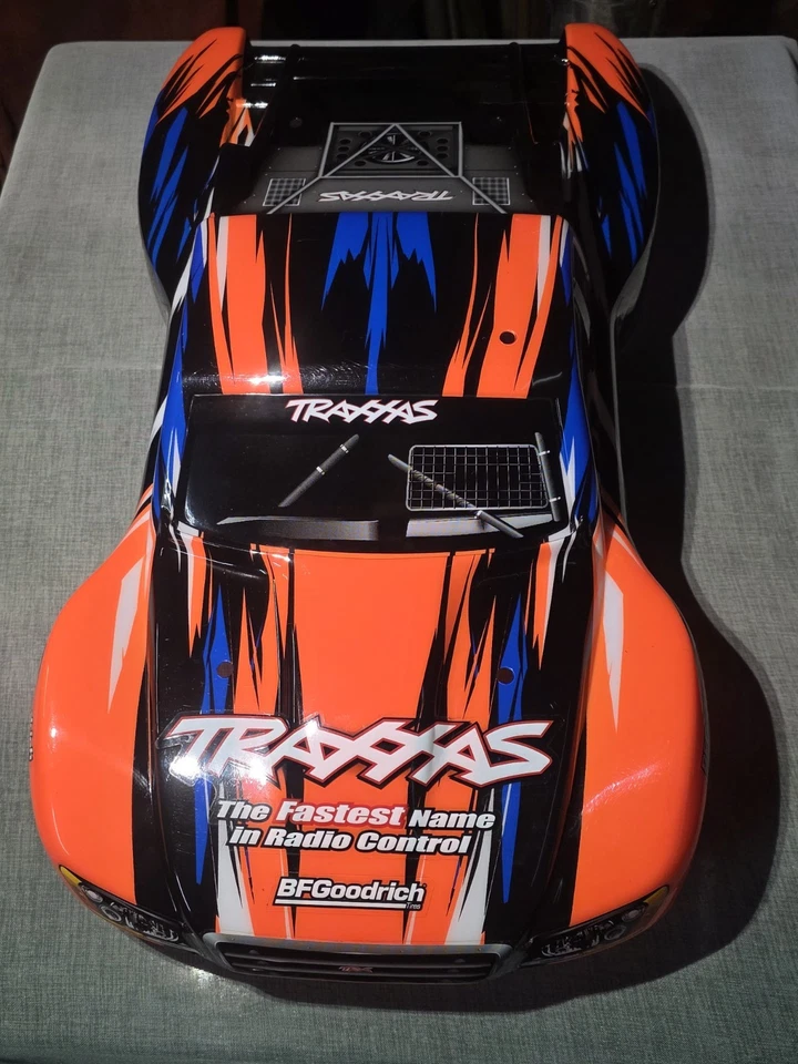 Traxxas Slash Orange/Blue Body with 4WD/ 2WD - Image 1 of 4
