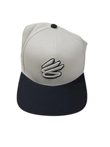 Gorra Under Armour Curry Snapback natural y negra para hombre - Imagen 1 de 4
