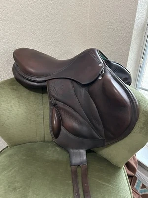 伏尔泰 Lexington Monoflap 马鞍 18 英寸 1AA 中号树 — 第 1/4 张图片