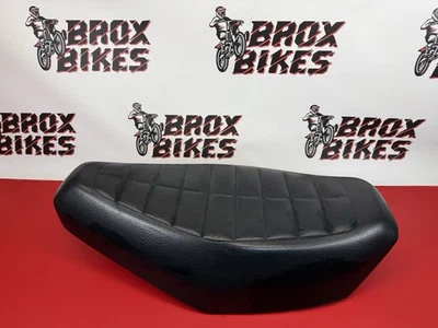 2007 年本田 CH80 Elite 80 滑板车座椅原始设备制造商鞍座 77100-GR1-0000 85-07 — 第 1/4 张图片