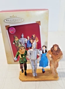 Hallmark Keepsake Ornament 2005 Off to See the Wizard! Dorothy with Box 3151JR - Picture 1 of 10